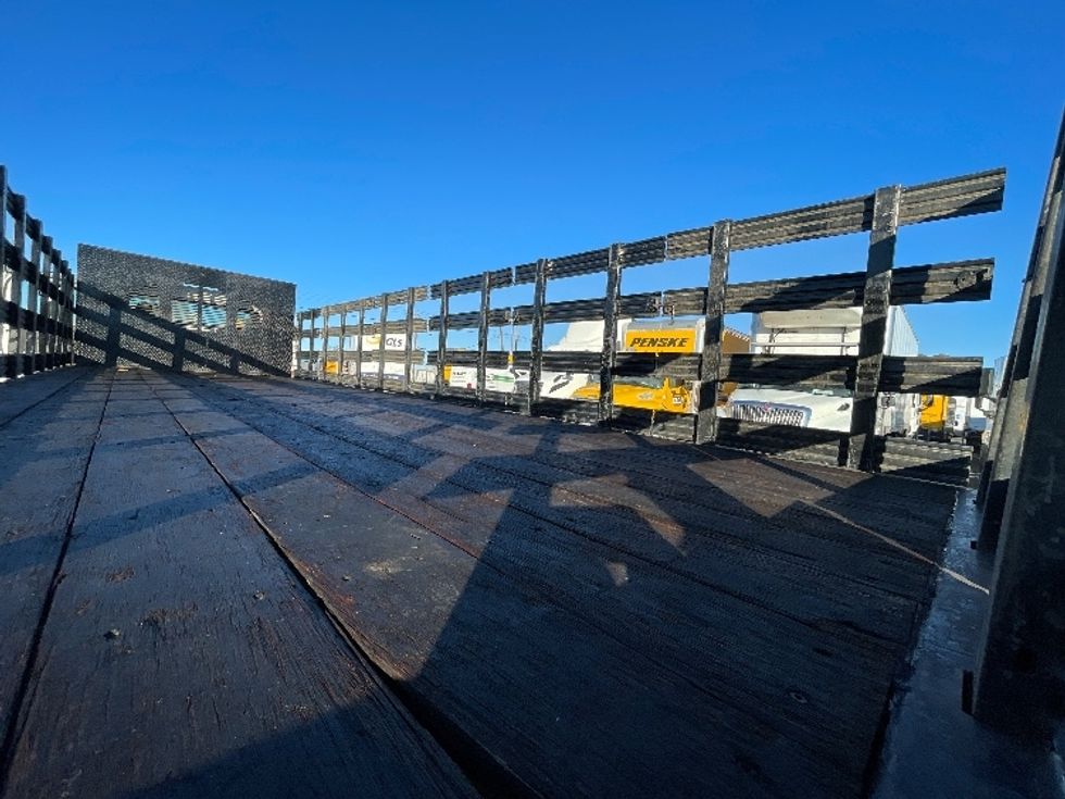 Flatbed Truck-Light and Medium Duty Trucks-Freightliner-2019-M2-Fresno-CA-146,288\n\t\tmiles-$ 66,250 - Image 11