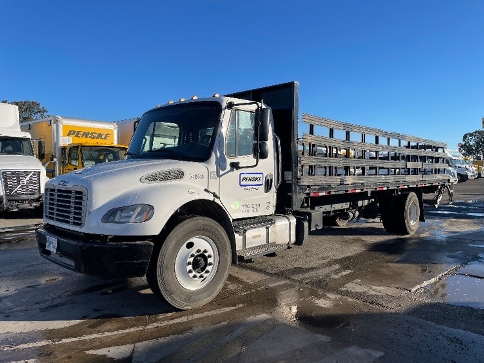 Flatbed Truck-Light and Medium Duty Trucks-Freightliner-2019-M2-Fresno-CA-146,288\n\t\tmiles-$ 66,250 - Image 3