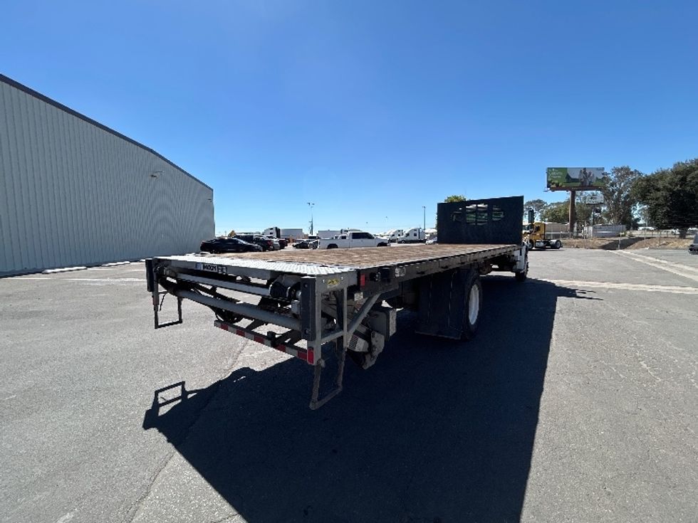 Flatbed Truck-Light and Medium Duty Trucks-Freightliner-2019-M2-Fresno-CA-202,435\n\t\tmiles-$ 43,250 - Image 10