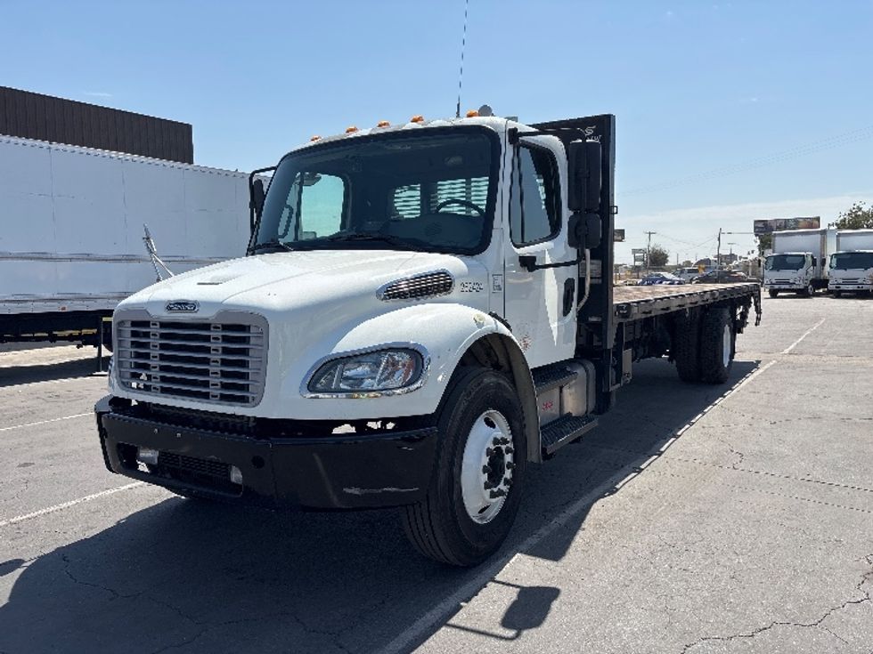 Flatbed Truck-Light and Medium Duty Trucks-Freightliner-2019-M2-Fresno-CA-219,842\n\t\tmiles-$ 40,750 - Image 3