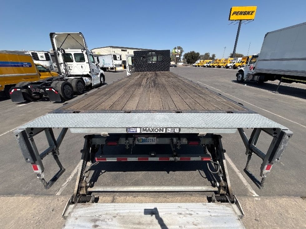 Flatbed Truck-Light and Medium Duty Trucks-Freightliner-2019-M2-Fresno-CA-219,842\n\t\tmiles-$ 40,750 - Image 9