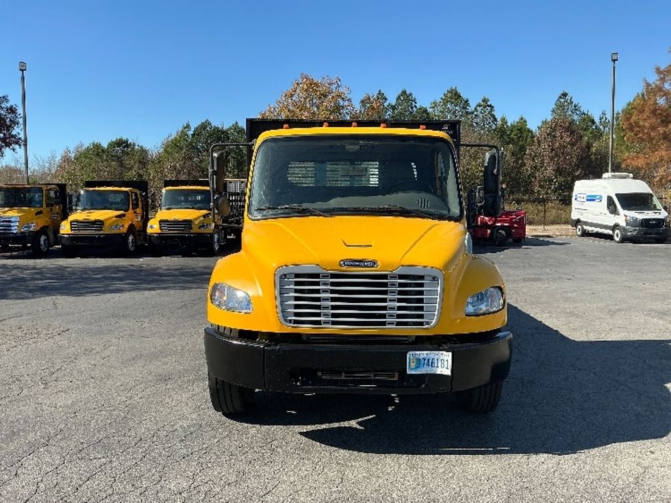 Flatbed Truck-Light and Medium Duty Trucks-Freightliner-2019-M2-Garden City-GA-85,906\n\t\tmiles-$ 53,500 - Image 2