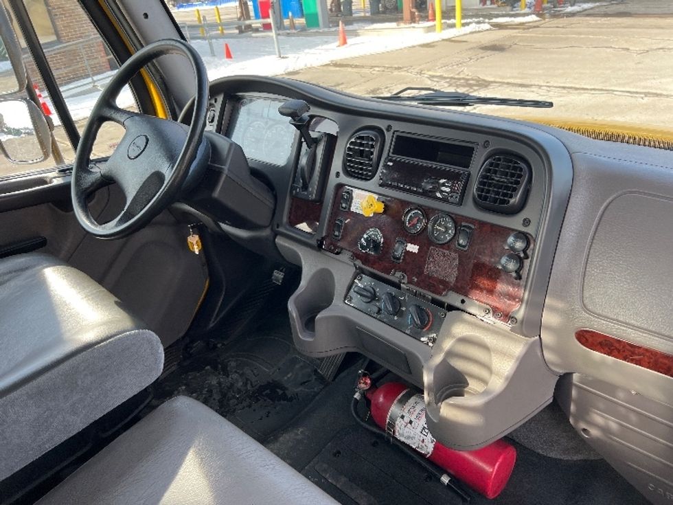 Flatbed Truck-Light and Medium Duty Trucks-Freightliner-2019-M2-Geneva-NY-166,290\n\t\tmiles-$ 45,750 - Image 22