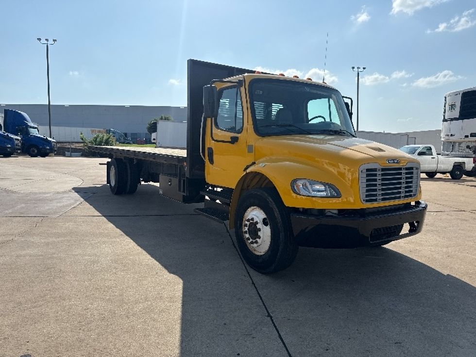 Flatbed Truck-Light and Medium Duty Trucks-Freightliner-2019-M2-Grand Prairie-TX-161,391\n\t\tmiles-$ 49,250 - Image 1