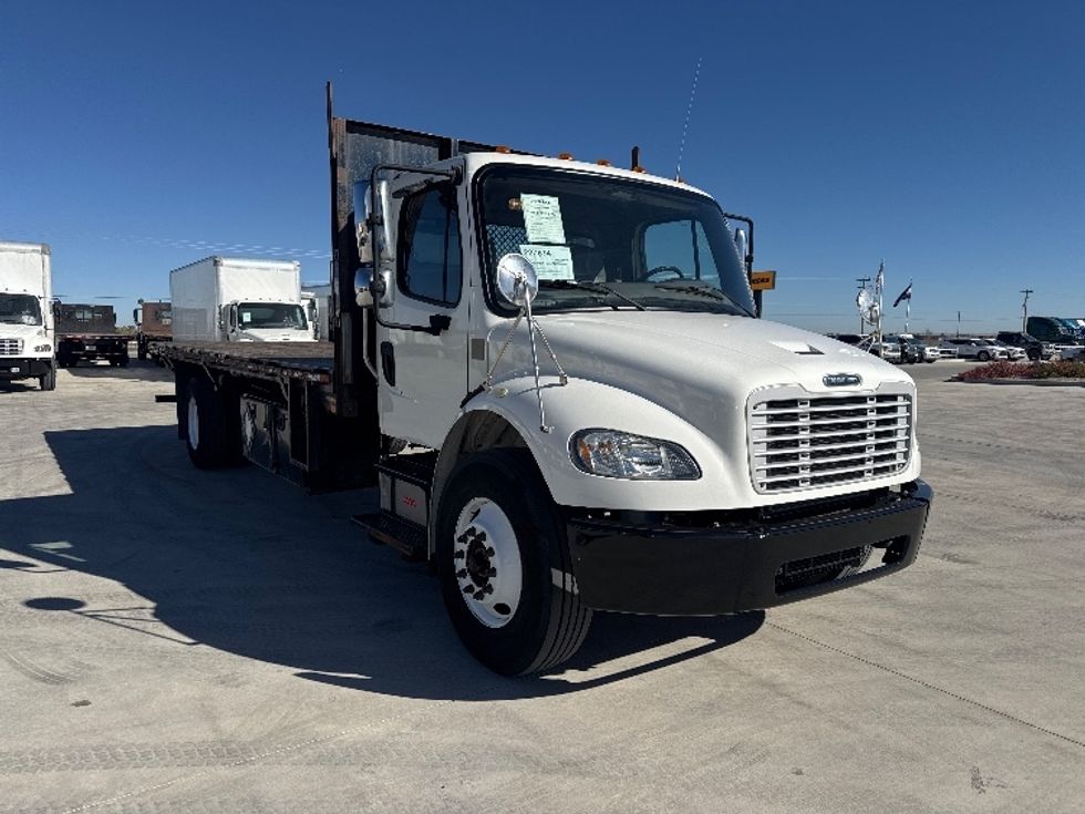 Flatbed Truck-Light and Medium Duty Trucks-Freightliner-2019-M2-Greeley-CO-149,139\n\t\tmiles-$ 43,750 - Image 1