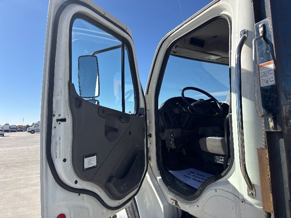 Flatbed Truck-Light and Medium Duty Trucks-Freightliner-2019-M2-Greeley-CO-149,139\n\t\tmiles-$ 43,750 - Image 13