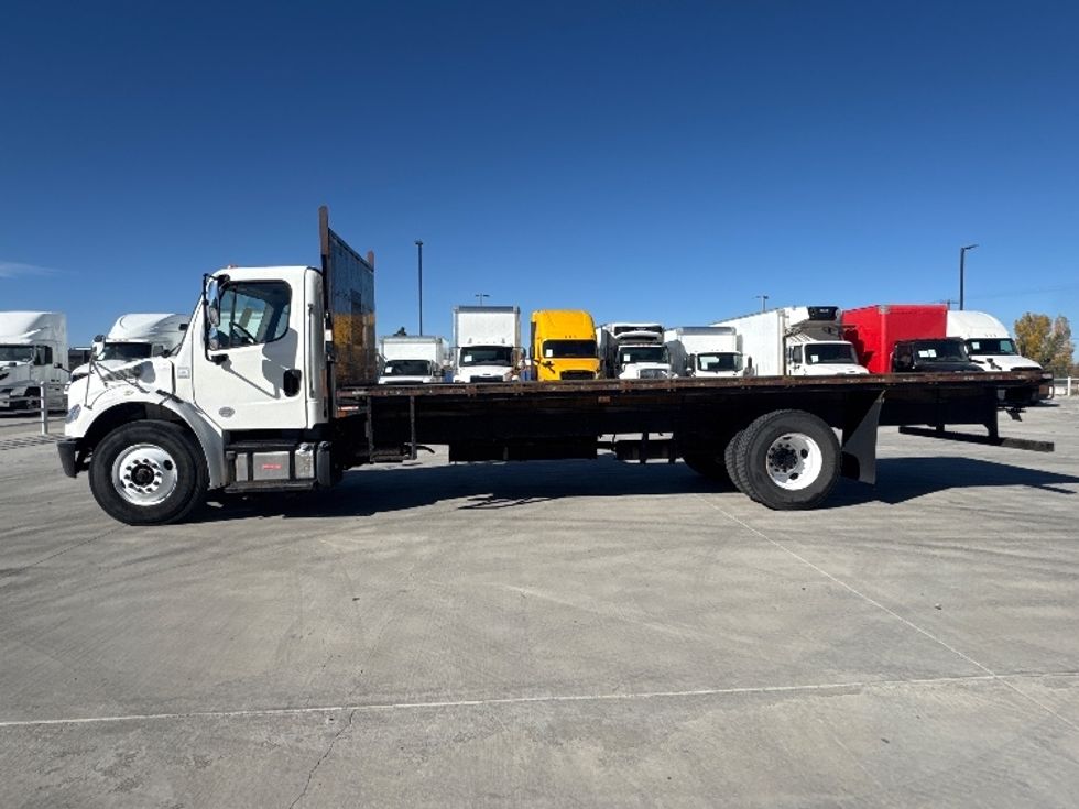 Flatbed Truck-Light and Medium Duty Trucks-Freightliner-2019-M2-Greeley-CO-149,139\n\t\tmiles-$ 43,750 - Image 4