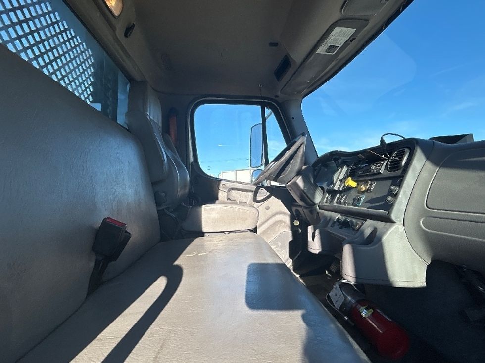 Flatbed Truck-Light and Medium Duty Trucks-Freightliner-2019-M2-Greeley-CO-172,848\n\t\tmiles-$ 41,000 - Image 18
