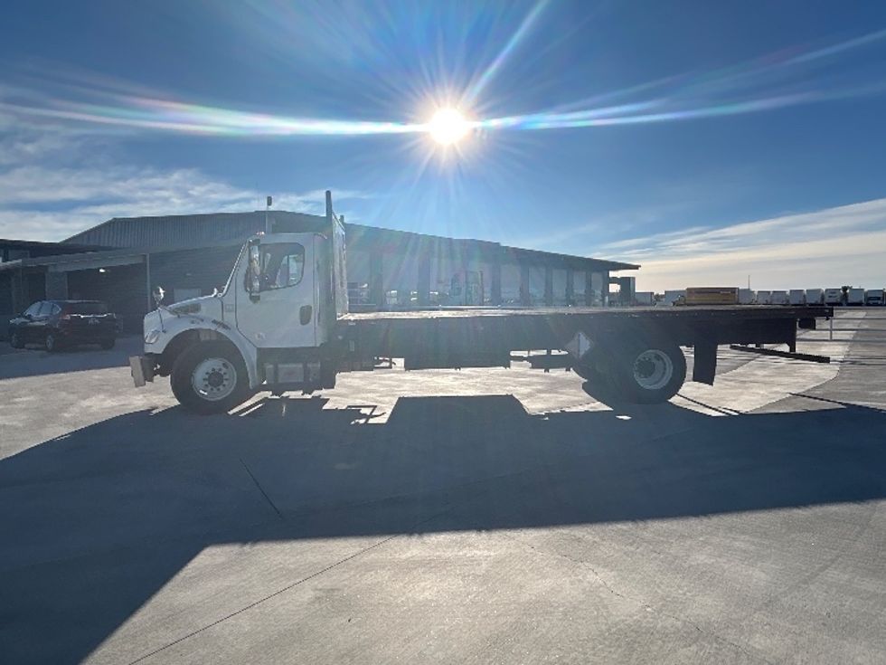 Flatbed Truck-Light and Medium Duty Trucks-Freightliner-2019-M2-Greeley-CO-172,848\n\t\tmiles-$ 41,000 - Image 4