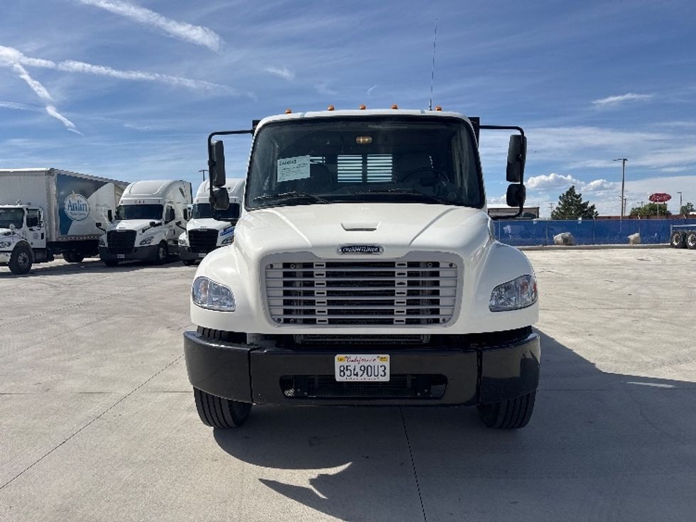 Flatbed Truck-Light and Medium Duty Trucks-Freightliner-2019-M2-Greeley-CO-282,375\n\t\tmiles-$ 24,750 - Image 2