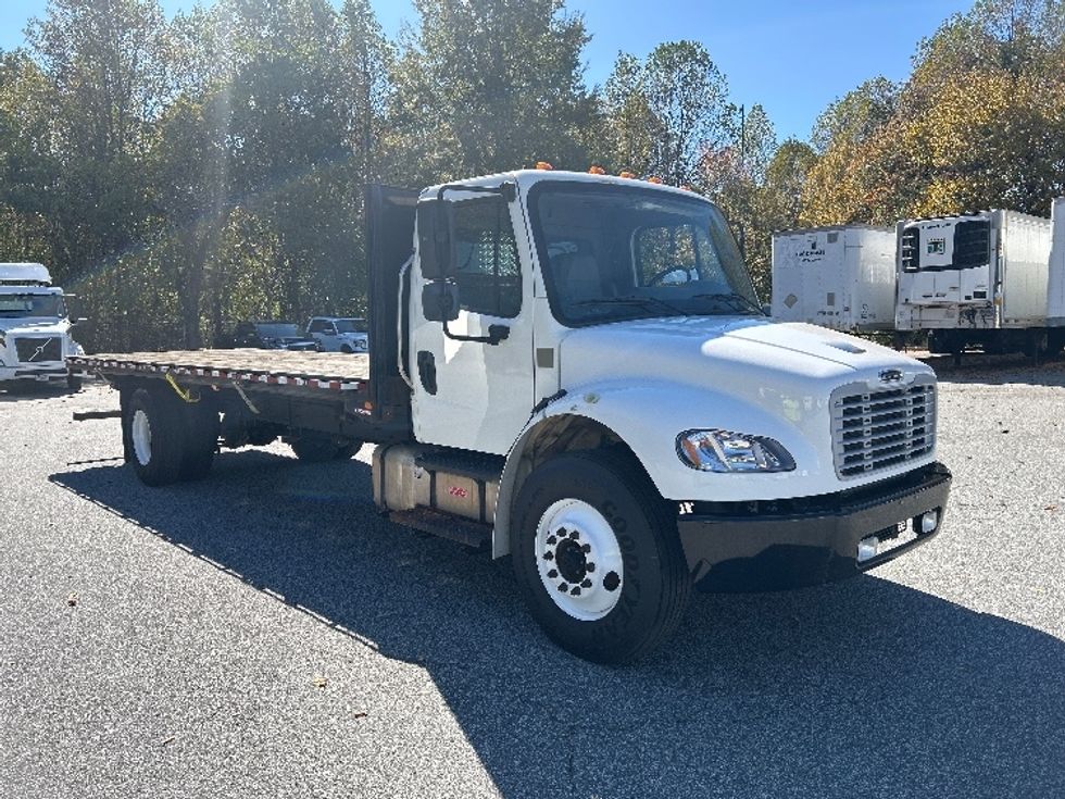 Flatbed Truck-Light and Medium Duty Trucks-Freightliner-2019-M2-Greensboro-NC-268,250\n\t\tmiles-$ 30,750 - Image 1