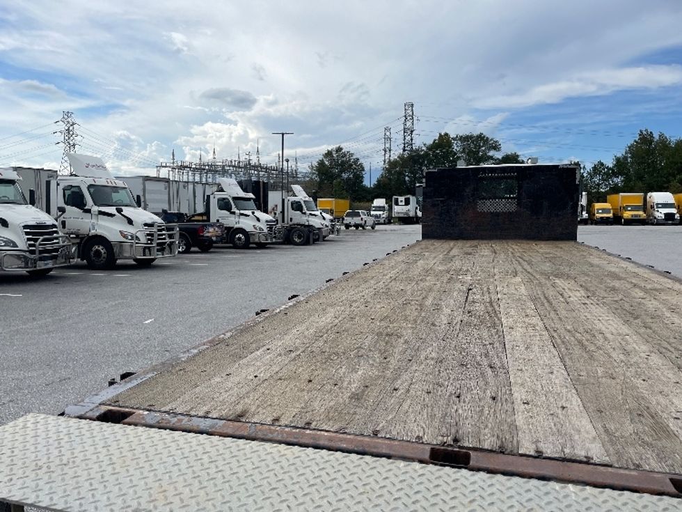 Flatbed Truck-Light and Medium Duty Trucks-Freightliner-2019-M2-Greenville-SC-181,409\n\t\tmiles-$ 50,250 - Image 11