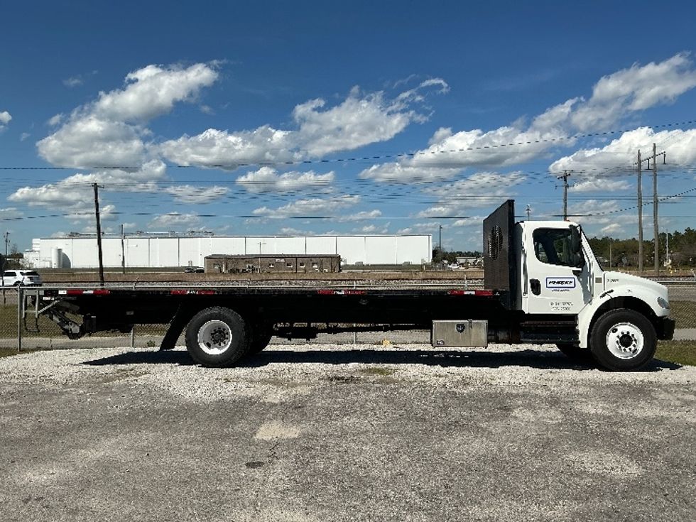 Flatbed Truck-Light and Medium Duty Trucks-Freightliner-2019-M2-Gulfport-MS-164,138\n\t\tmiles-$ 56,250 - Image 12