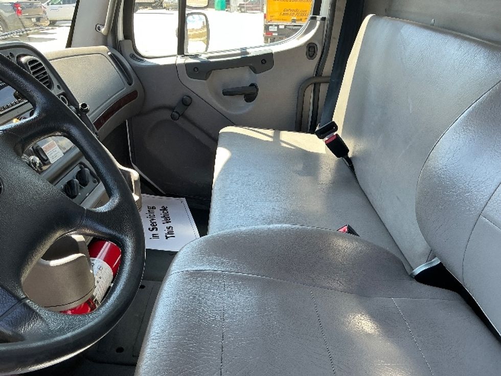 Flatbed Truck-Light and Medium Duty Trucks-Freightliner-2019-M2-Gulfport-MS-164,138\n\t\tmiles-$ 56,250 - Image 16