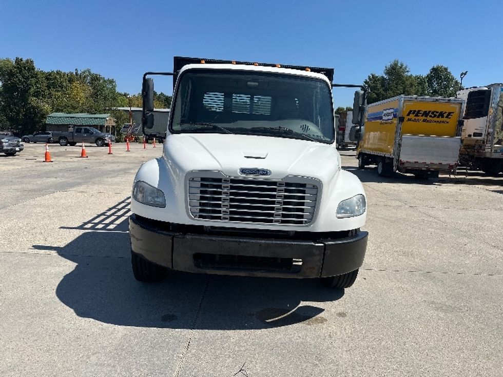 Flatbed Truck-Light and Medium Duty Trucks-Freightliner-2019-M2-Hammond-LA-162,238\n\t\tmiles-$ 51,750 - Image 2