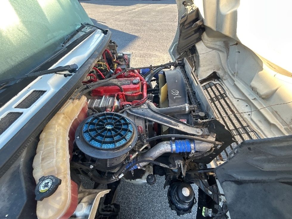 Flatbed Truck-Light and Medium Duty Trucks-Freightliner-2019-M2-Hammond-LA-233,382\n\t\tmiles-$ 29,000 - Image 18