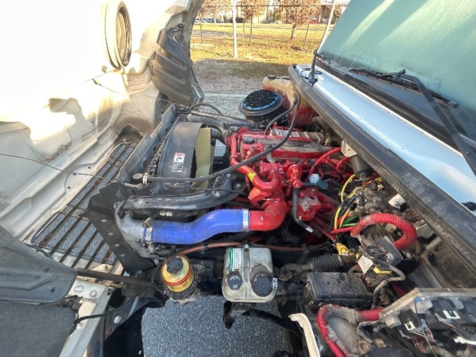 Flatbed Truck-Light and Medium Duty Trucks-Freightliner-2019-M2-Hammond-LA-233,382\n\t\tmiles-$ 29,000 - Image 19