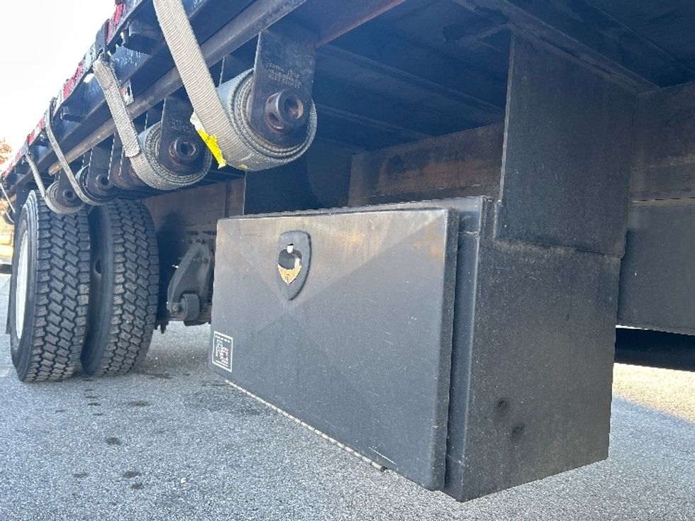 Flatbed Truck-Light and Medium Duty Trucks-Freightliner-2019-M2-Hammond-LA-233,382\n\t\tmiles-$ 29,000 - Image 9