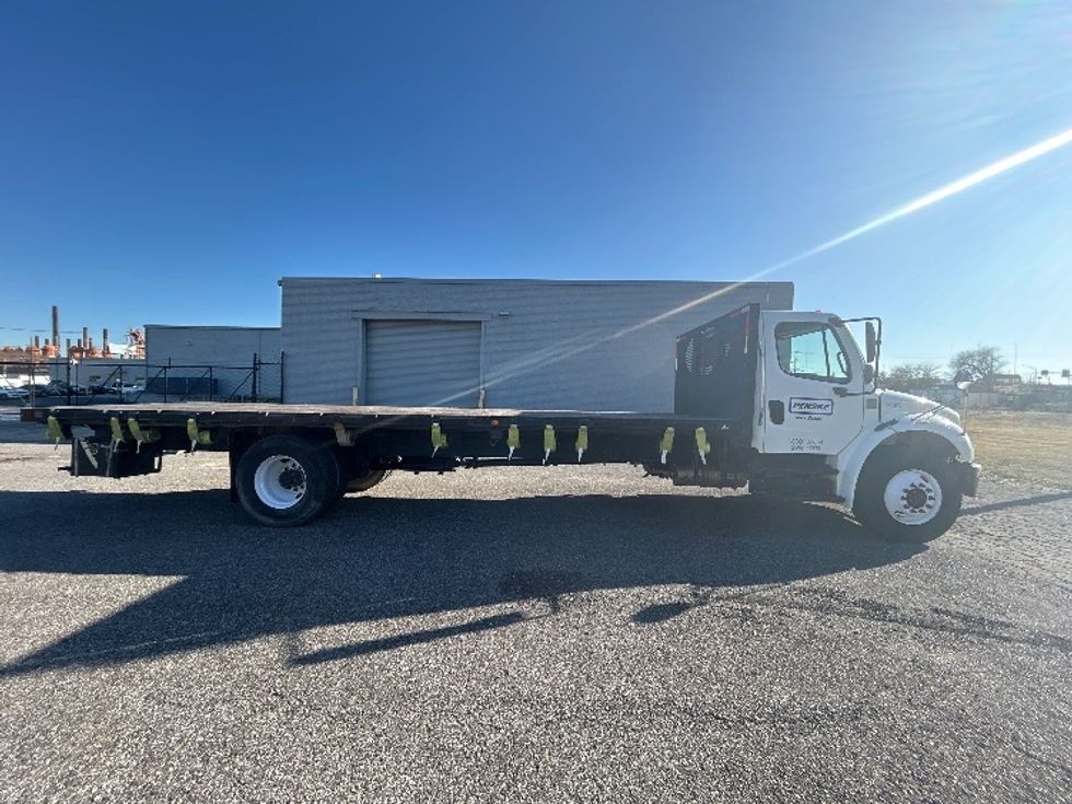Flatbed Truck-Light and Medium Duty Trucks-Freightliner-2019-M2-Homewood-AL-129,590\n\t\tmiles-$ 55,000 - Image 13