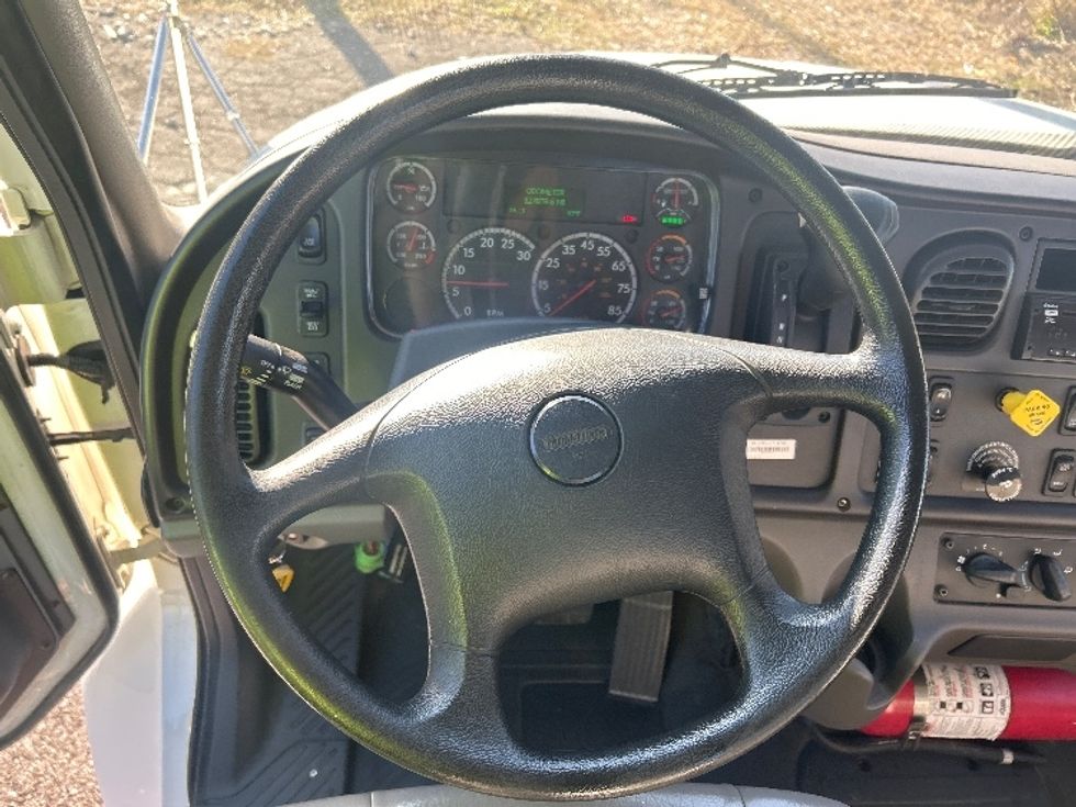 Flatbed Truck-Light and Medium Duty Trucks-Freightliner-2019-M2-Homewood-AL-129,590\n\t\tmiles-$ 55,000 - Image 15