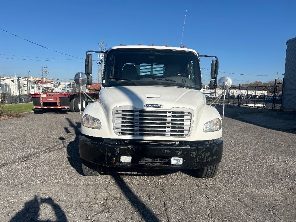 Flatbed Truck-Light and Medium Duty Trucks-Freightliner-2019-M2-Homewood-AL-129,590\n\t\tmiles-$ 55,000 - Image 2