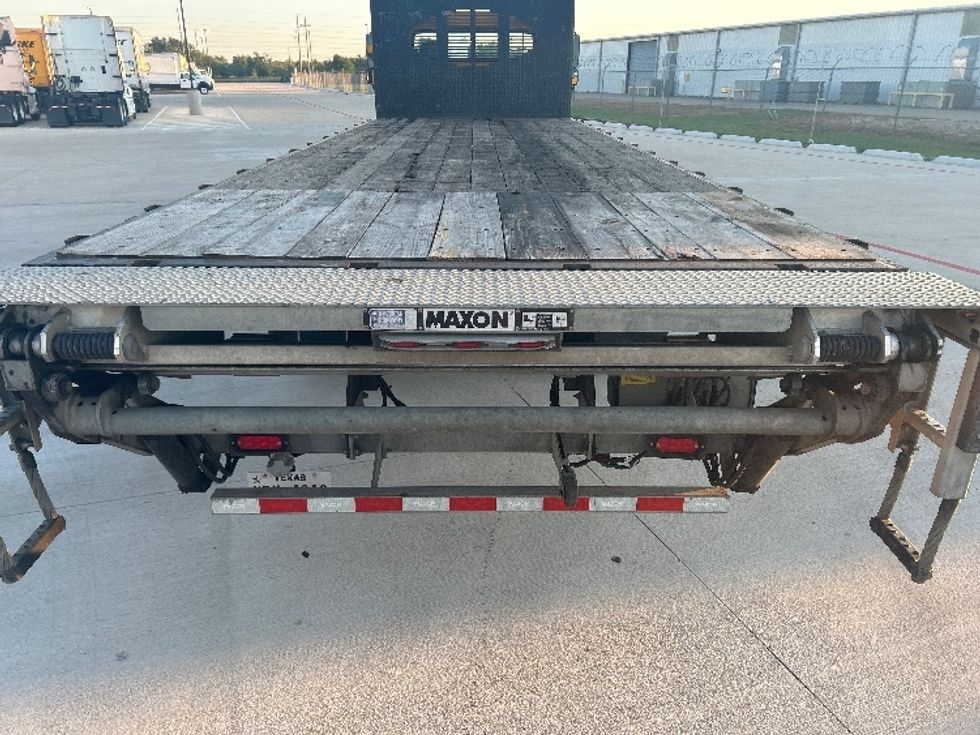 Flatbed Truck-Light and Medium Duty Trucks-Freightliner-2019-M2-Houston-TX-185,136\n\t\tmiles-$ 42,750 - Image 10