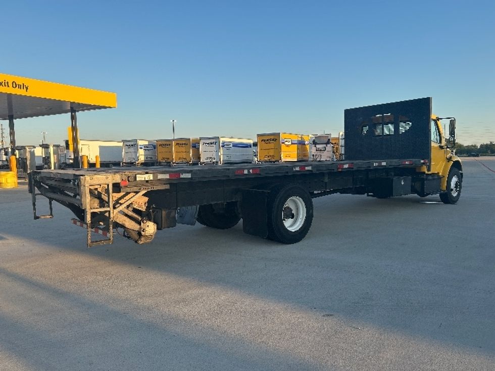 Flatbed Truck-Light and Medium Duty Trucks-Freightliner-2019-M2-Houston-TX-185,136\n\t\tmiles-$ 42,750 - Image 13