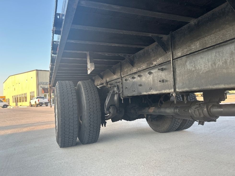 Flatbed Truck-Light and Medium Duty Trucks-Freightliner-2019-M2-Houston-TX-185,136\n\t\tmiles-$ 42,750 - Image 14