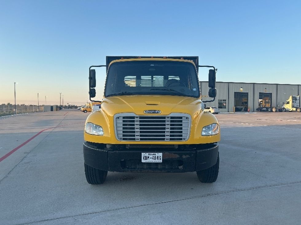 Flatbed Truck-Light and Medium Duty Trucks-Freightliner-2019-M2-Houston-TX-185,136\n\t\tmiles-$ 42,750 - Image 2