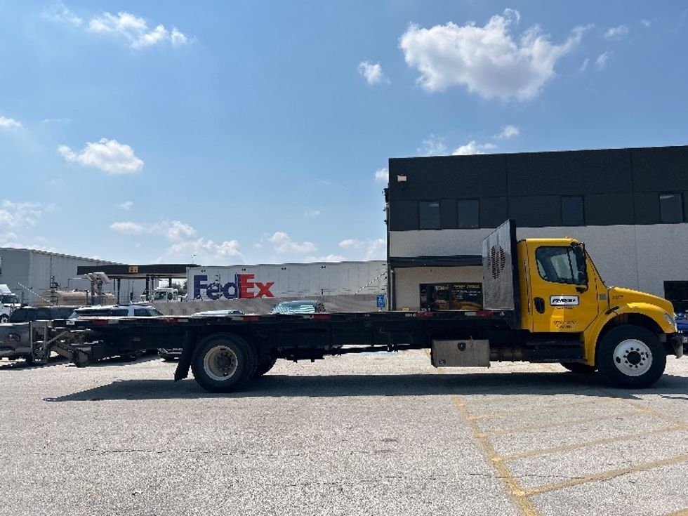 2019 Freightliner M2 106 Medium Duty photo 9