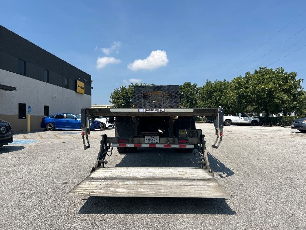Flatbed Truck-Light and Medium Duty Trucks-Freightliner-2019-M2-Houston-TX-206,875\n\t\tmiles-$ 39,750 - Image 9