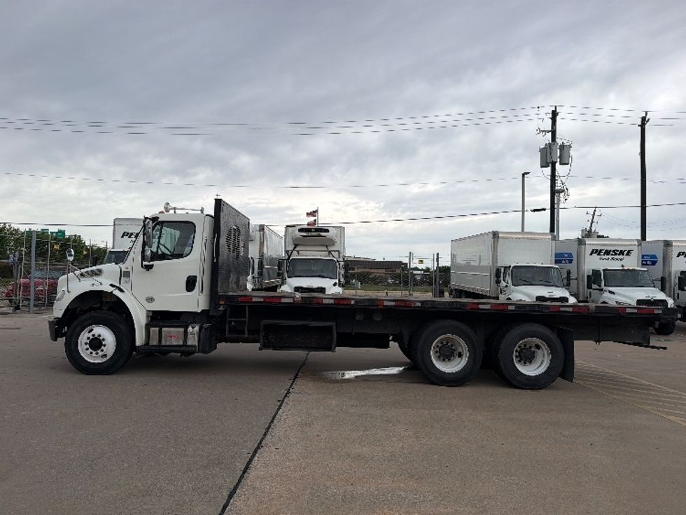 Flatbed Truck-Light and Medium Duty Trucks-Freightliner-2019-M2-Houston-TX-218,586\n\t\tmiles-$ 57,250 - Image 4