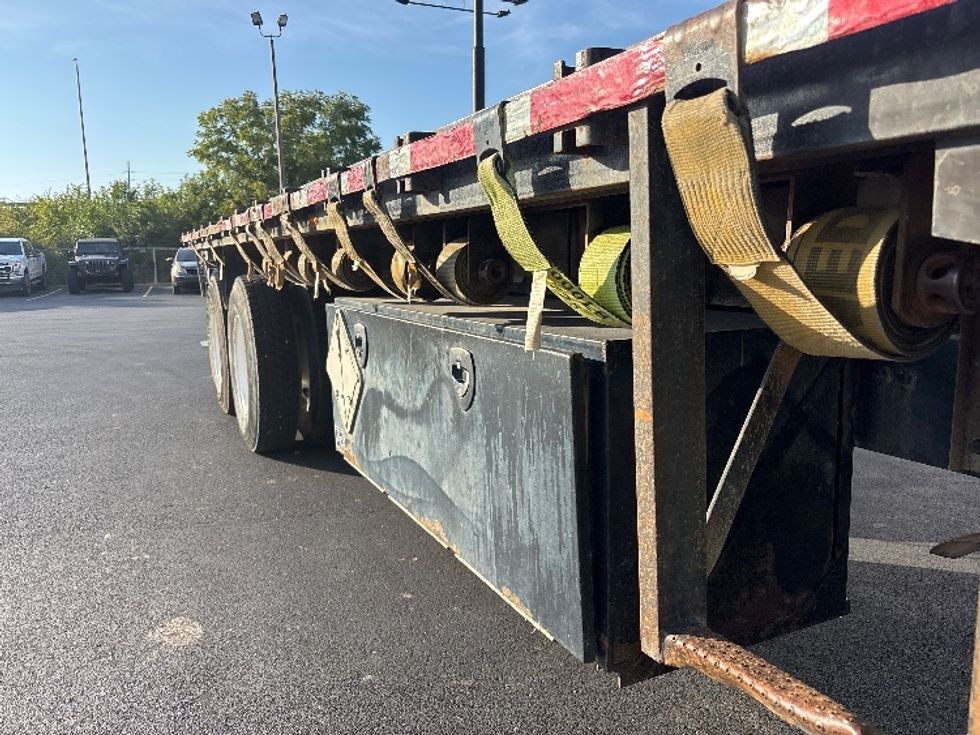 Flatbed Truck-Light and Medium Duty Trucks-Freightliner-2019-M2-Indianapolis-IN-227,853\n\t\tmiles-$ 57,000 - Image 14