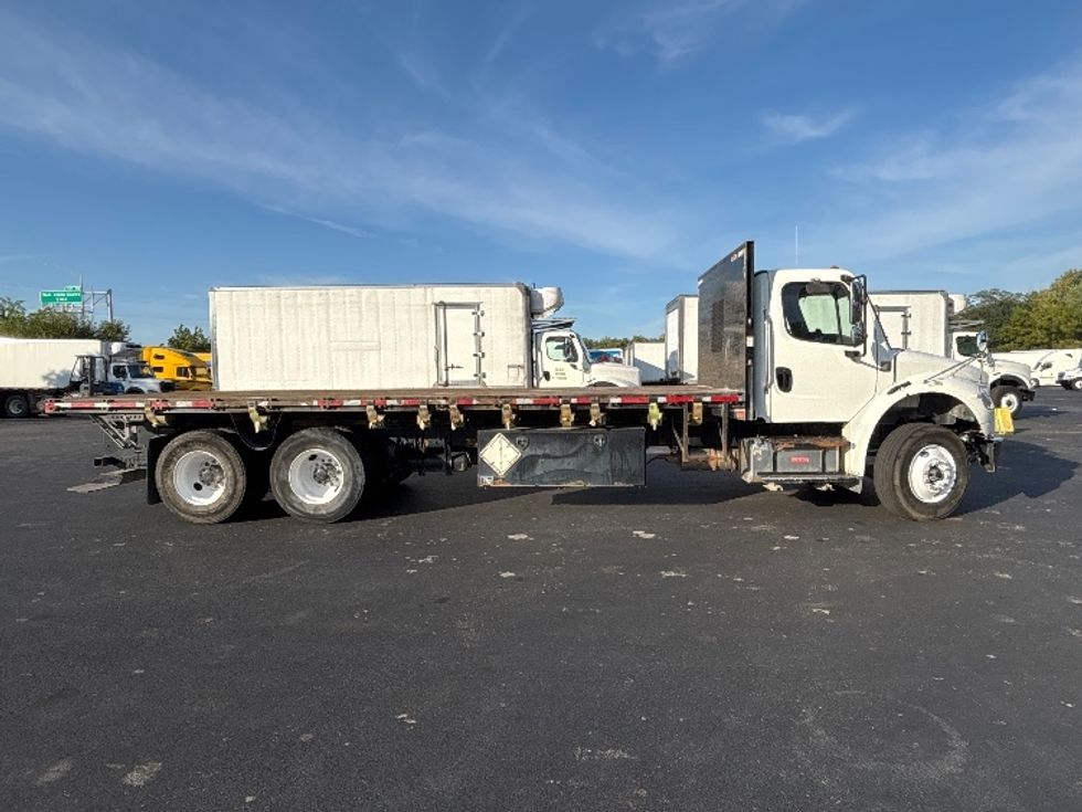 Flatbed Truck-Light and Medium Duty Trucks-Freightliner-2019-M2-Indianapolis-IN-227,853\n\t\tmiles-$ 57,000 - Image 15