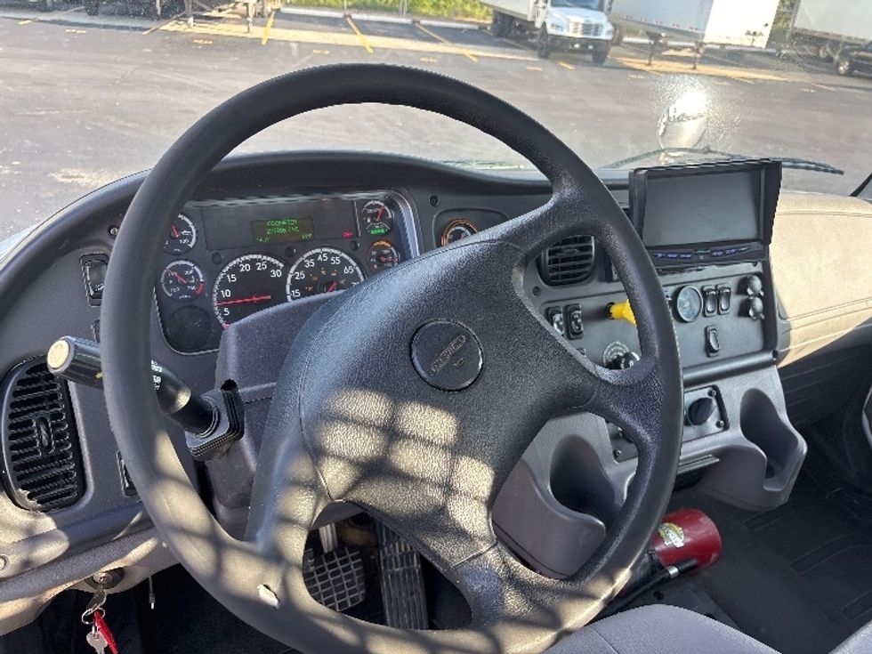 Flatbed Truck-Light and Medium Duty Trucks-Freightliner-2019-M2-Indianapolis-IN-227,853\n\t\tmiles-$ 57,000 - Image 17