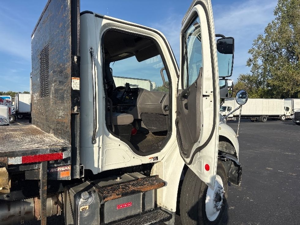 Flatbed Truck-Light and Medium Duty Trucks-Freightliner-2019-M2-Indianapolis-IN-227,853\n\t\tmiles-$ 57,000 - Image 20