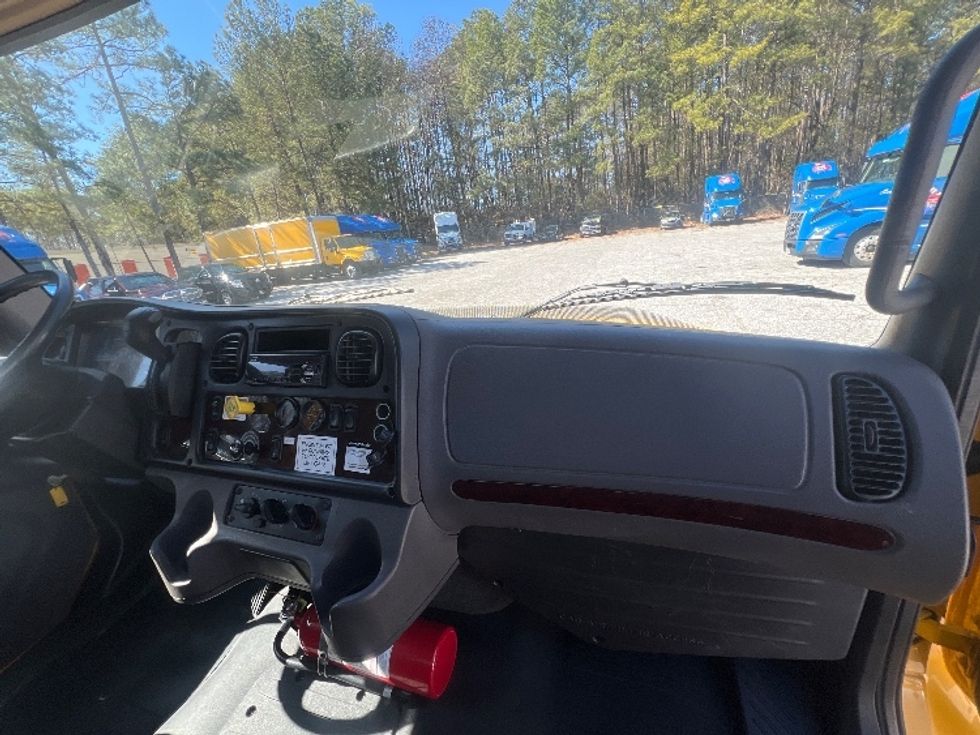 Flatbed Truck-Light and Medium Duty Trucks-Freightliner-2019-M2-Jonesboro-GA-92,455\n\t\tmiles-$ 55,500 - Image 20