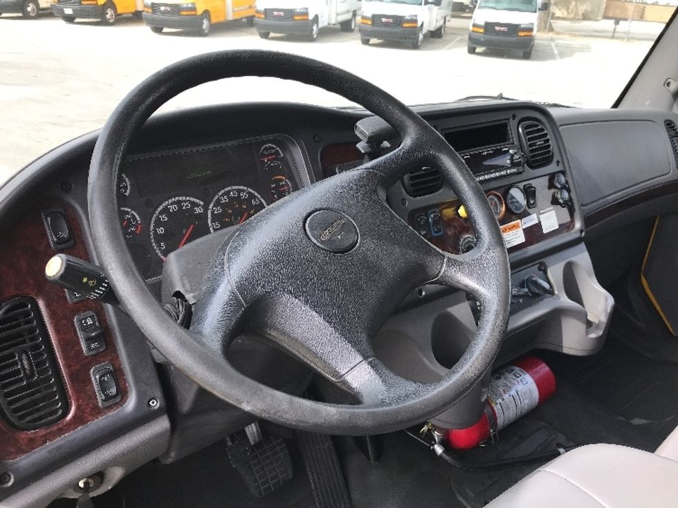 Flatbed Truck-Light and Medium Duty Trucks-Freightliner-2019-M2-Jurupa Valley-CA-130,950\n\t\tmiles-$ 58,000 - Image 17