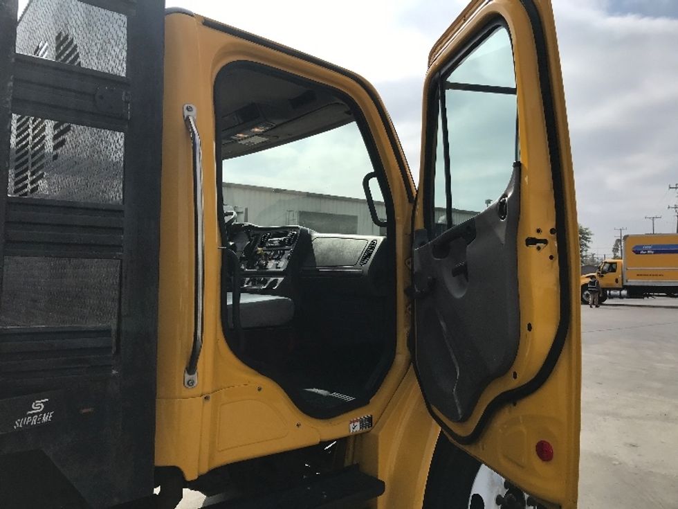 Flatbed Truck-Light and Medium Duty Trucks-Freightliner-2019-M2-Jurupa Valley-CA-130,950\n\t\tmiles-$ 58,000 - Image 20