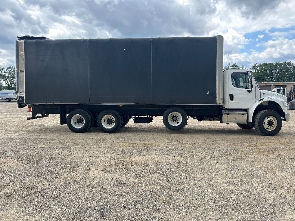 Flatbed Truck-Light and Medium Duty Trucks-Freightliner-2019-M2-Kalamazoo-MI-62,332\n\t\tmiles-$ 82,250 - Image 15