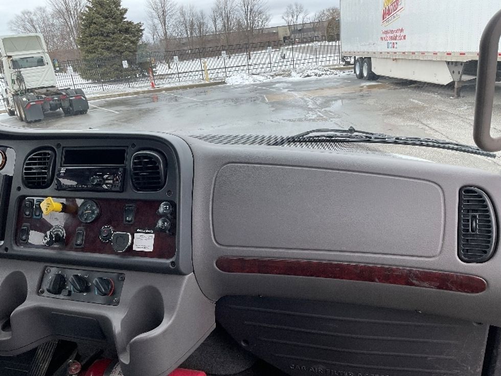 Flatbed Truck-Light and Medium Duty Trucks-Freightliner-2019-M2-Kalamazoo-MI-78,739\n\t\tmiles-$ 56,750 - Image 21
