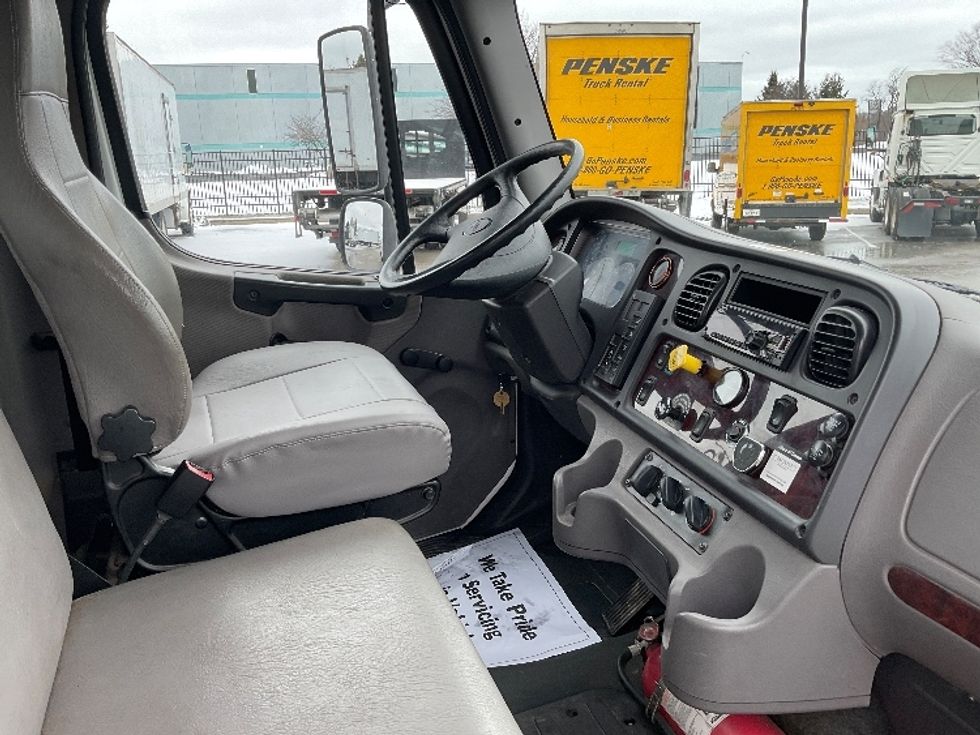 Flatbed Truck-Light and Medium Duty Trucks-Freightliner-2019-M2-Kalamazoo-MI-78,739\n\t\tmiles-$ 56,750 - Image 22