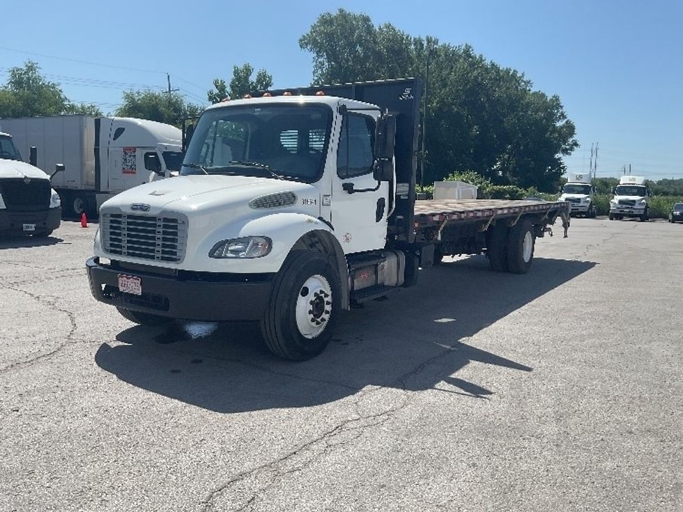 Flatbed Truck-Light and Medium Duty Trucks-Freightliner-2019-M2-Kansas City-MO-79,112\n\t\tmiles-$ 62,000 - Image 3