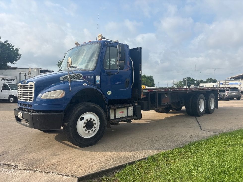 Flatbed Truck-Light and Medium Duty Trucks-Freightliner-2019-M2-Katy-TX-215,889\n\t\tmiles-$ 54,500 - Image 3