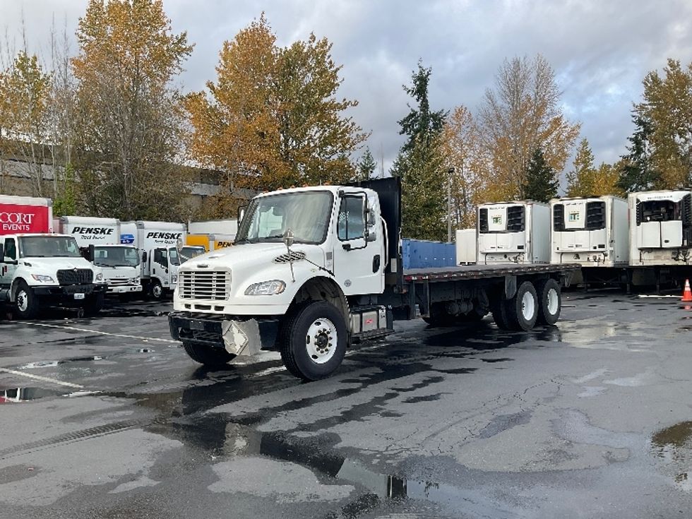 Flatbed Truck-Light and Medium Duty Trucks-Freightliner-2019-M2-Kent-WA-127,100\n\t\tmiles-$ 71,500 - Image 3