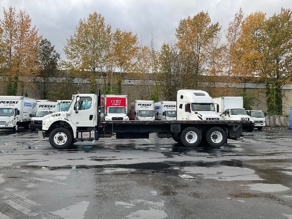 Flatbed Truck-Light and Medium Duty Trucks-Freightliner-2019-M2-Kent-WA-127,100\n\t\tmiles-$ 71,500 - Image 4