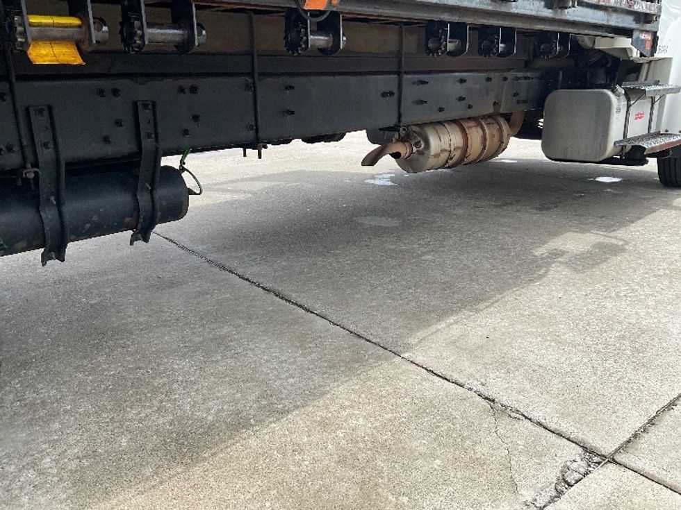 Flatbed Truck-Light and Medium Duty Trucks-Freightliner-2019-M2-Knoxville-TN-236,001\n\t\tmiles-$ 53,500 - Image 11