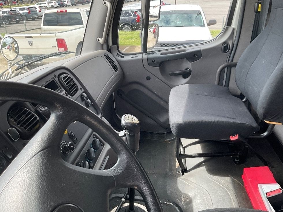 Flatbed Truck-Light and Medium Duty Trucks-Freightliner-2019-M2-Knoxville-TN-236,001\n\t\tmiles-$ 53,500 - Image 14