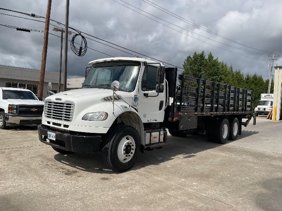 Flatbed Truck-Light and Medium Duty Trucks-Freightliner-2019-M2-Knoxville-TN-236,001\n\t\tmiles-$ 53,500 - Image 3