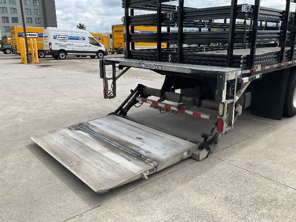 Flatbed Truck-Light and Medium Duty Trucks-Freightliner-2019-M2-Knoxville-TN-236,001\n\t\tmiles-$ 53,500 - Image 7